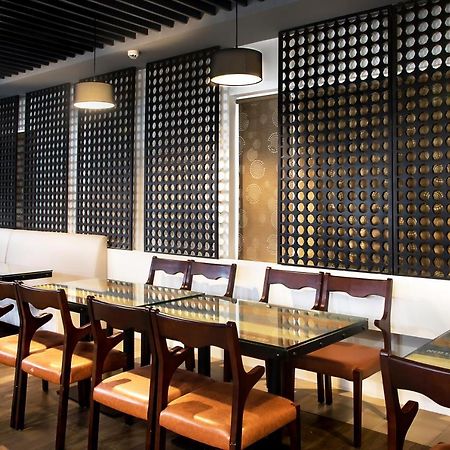 The Mayberry -A Bergamont Group Of Hotels Tiruppur Exteriör bild