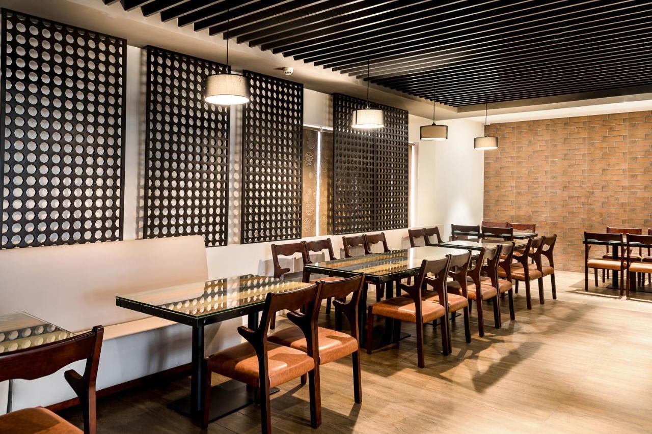 The Mayberry -A Bergamont Group Of Hotels Tiruppur Exteriör bild